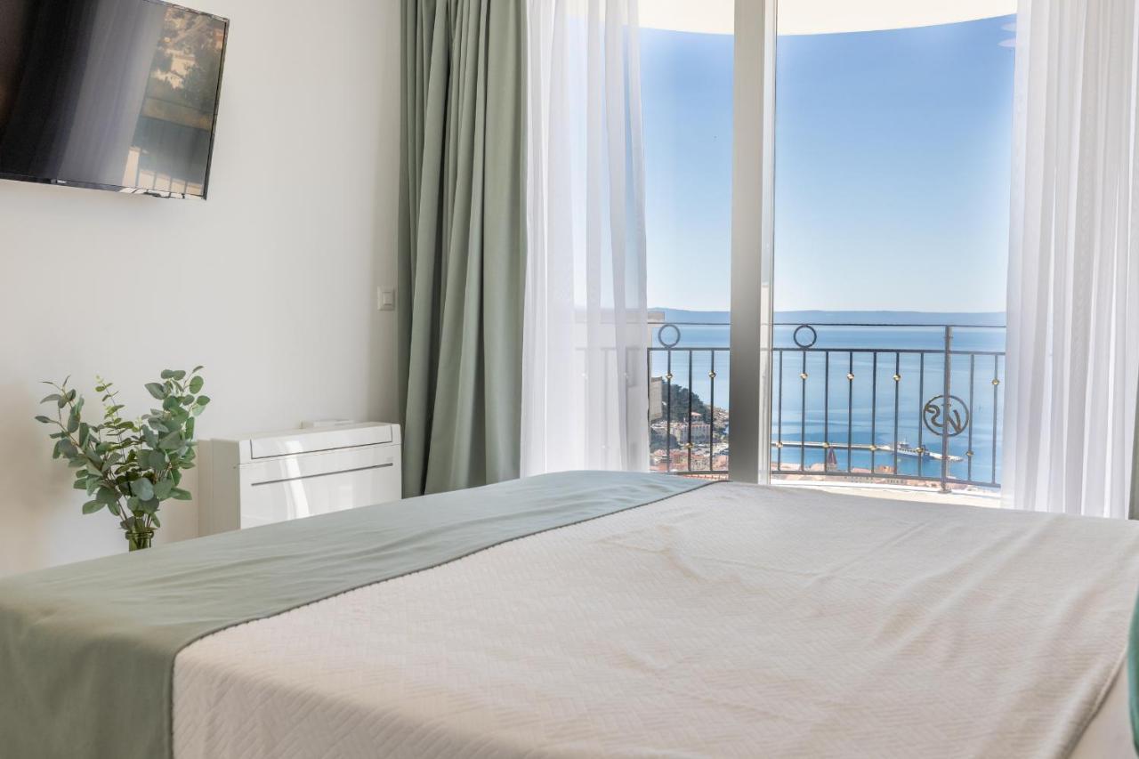 Villa Smaragd - Lapis - Luxury Apartment With Shared Pool Makarska Exterior foto